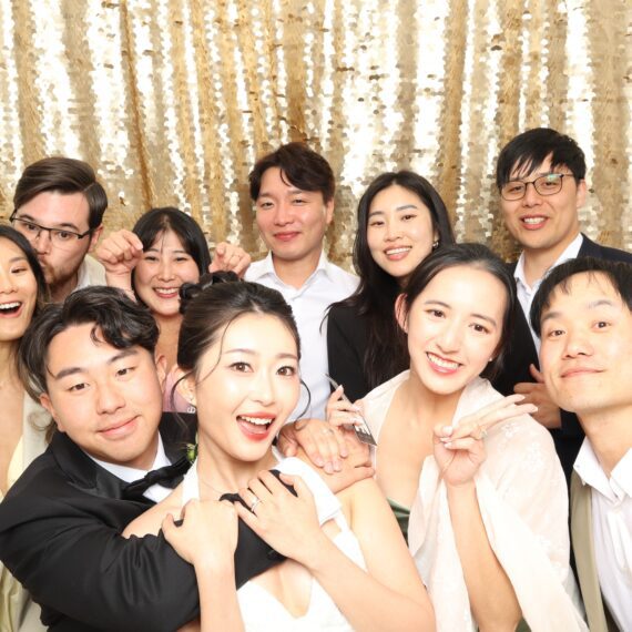 Modo Booth Wedding Photo Booth Hire