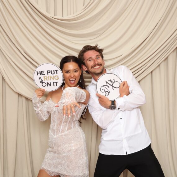 wedding photo booth hire auckland