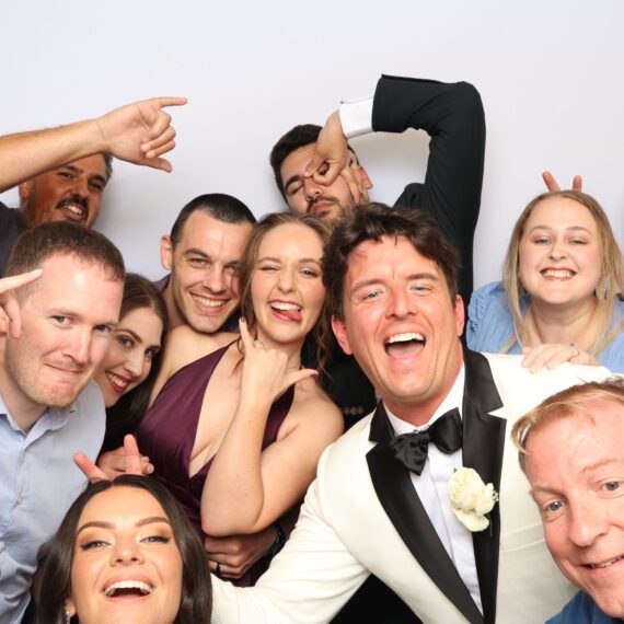 Modo Booth Wedding Photo Booth Hire